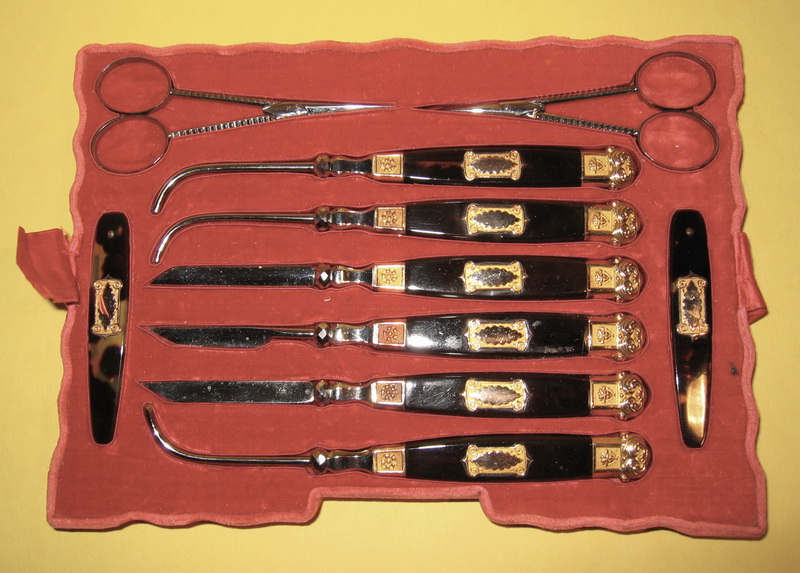 Histoire du bistouri, l'instrument incontournable en chirurgie