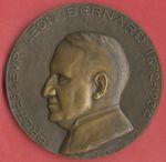 Avers : PROFESSEUR LEON BERNARD 1872-1934. - Revers : SOCIETE DES NATIONS ORGANISATION D'HYGIENE PRI [...]