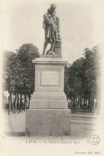 La statut d'Ambroise Paré - Laval