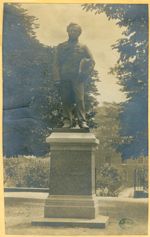 Larrey, Hippolyte Félix. Statue au Val de Grâce