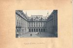 Paris ; la Sorbonne, cour de l'université