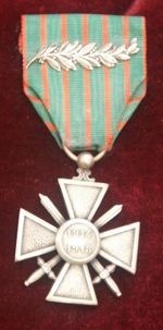 Croix de guerre décernée par Pétain à l'Ecole vétérinaire d'Alfort pour la 1° guerre mondiale