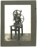 Machine à comprimer alternative (1912)