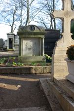 Tombeau d'Antoine-Augustin Parmentier au cimetière du Père Lachaise (Paris). Photographie prise à l' [...]