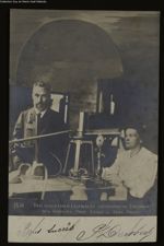 Der durch einen Lastwagen überfahrene Erfinder des Radiums, Prof. Curie u. Frau, Paris.. Herm. Hillg [...]