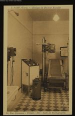 2. Albi (Tarn) - Clinique du Docteur Escudié. 96 rue Carmaux - Téléph ; 203 - Salle de Radiographie. [...]