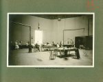 [Le Grand Palais pendant la guerre] La salle d'électrothérapie - Le Grand Palais pendant la guerre ( [...]