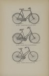 Fig. 125. Bicyclette munie d'un carter ordinaire / Fig. 126. Bicyclette munie d'un carter transparen [...]